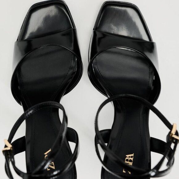 ZARA PATENT LEATHER SANDALS - Picture 5 of 5
